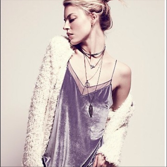 NWT Free People V-Neck Velvet Tank Top Size Medium - Picture 5 of 8